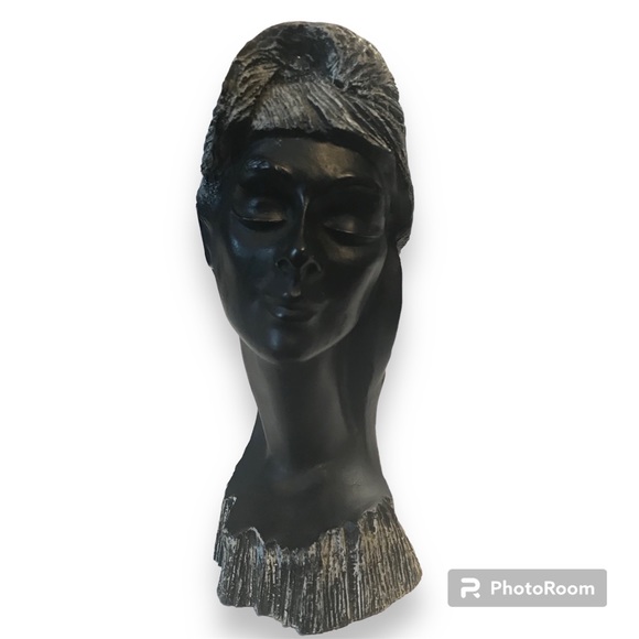 *Vintage* Designs by Frank Schirman “Serenity” Statue - Hawaii - Picture 2 of 10